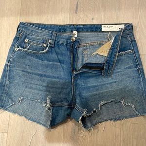 The perfect pair of Jean shorts— Rag&Bone, size 28